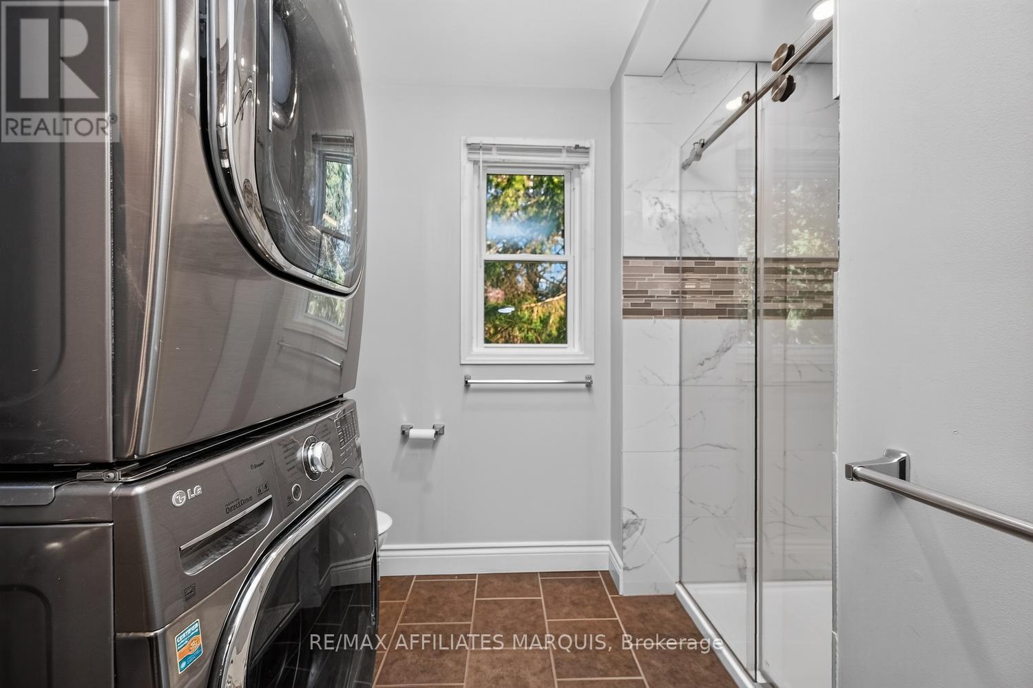 240 Noonan Road S Property Photo 23