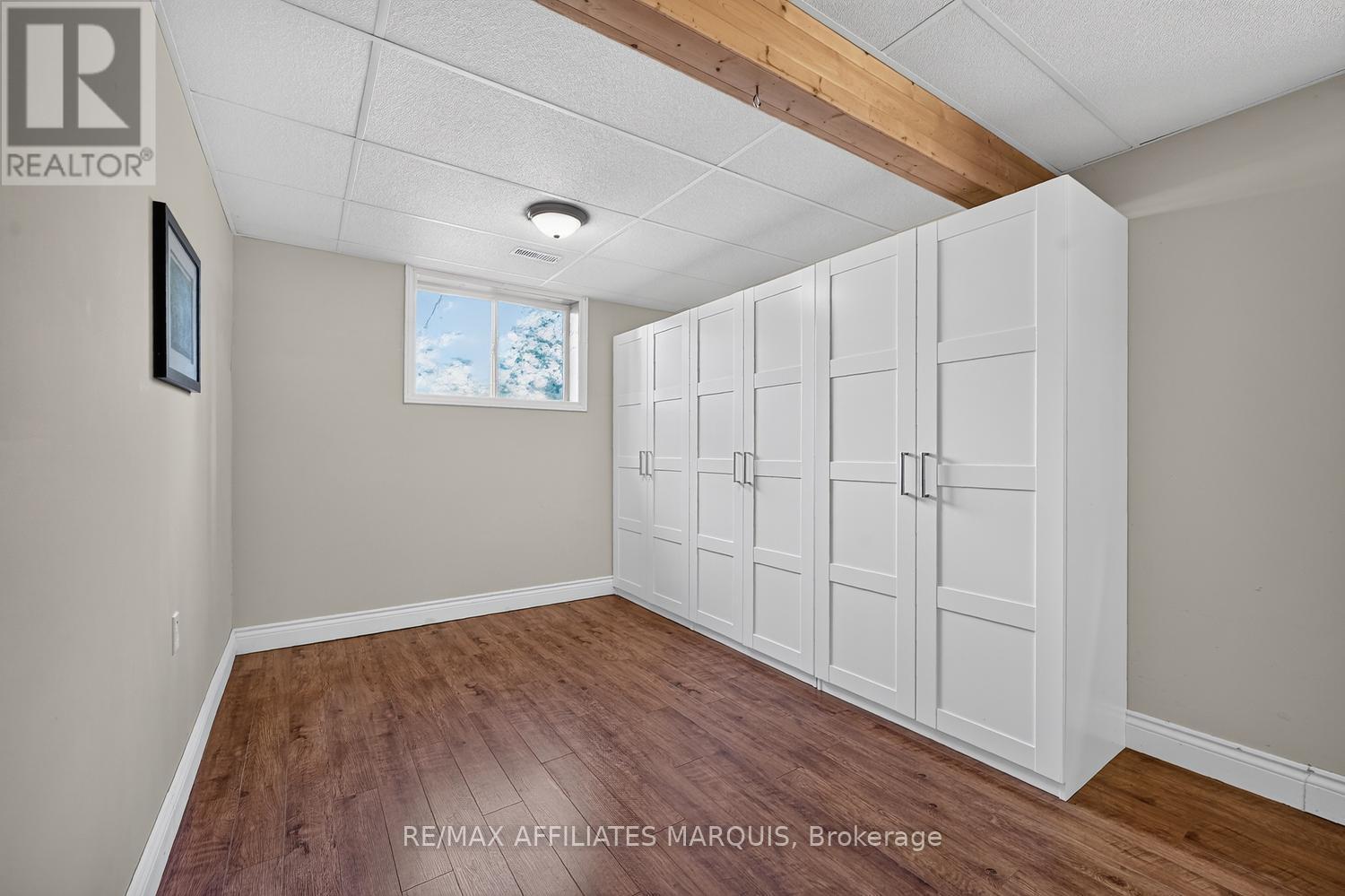 240 Noonan Road S Property Photo 37
