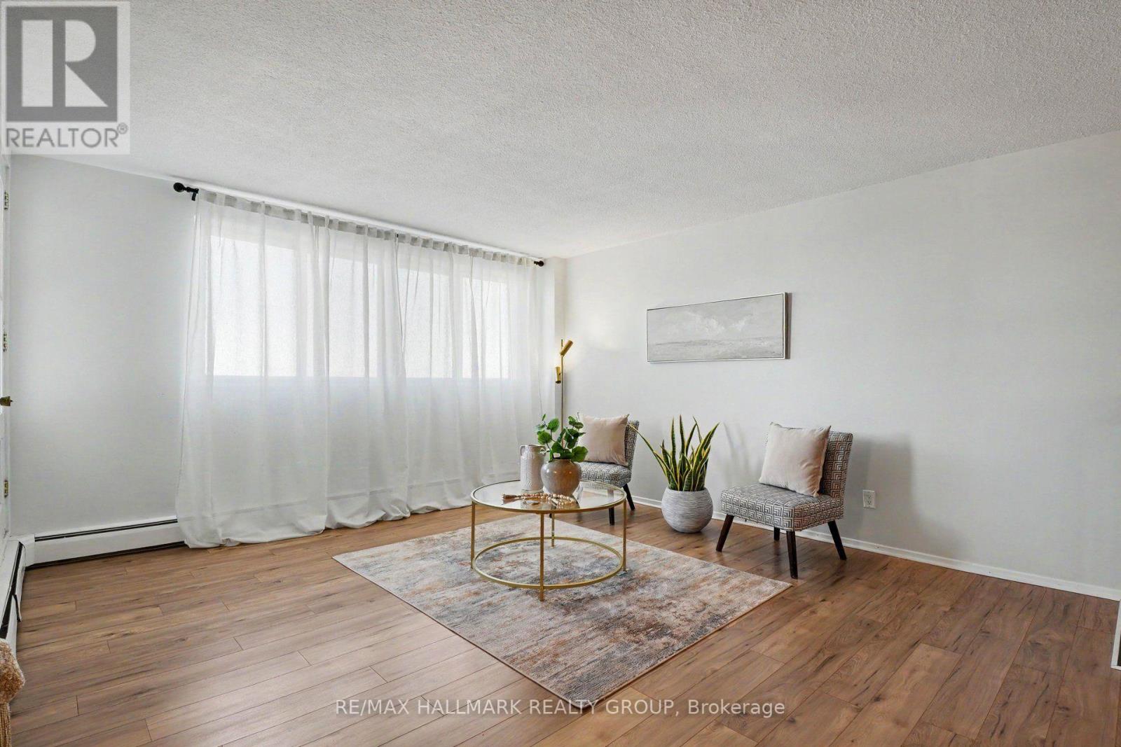 401 - 2630 Southvale Crescent Property Photo 8