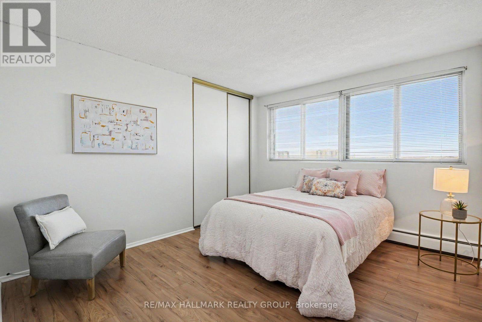 401 - 2630 Southvale Crescent Property Photo 15