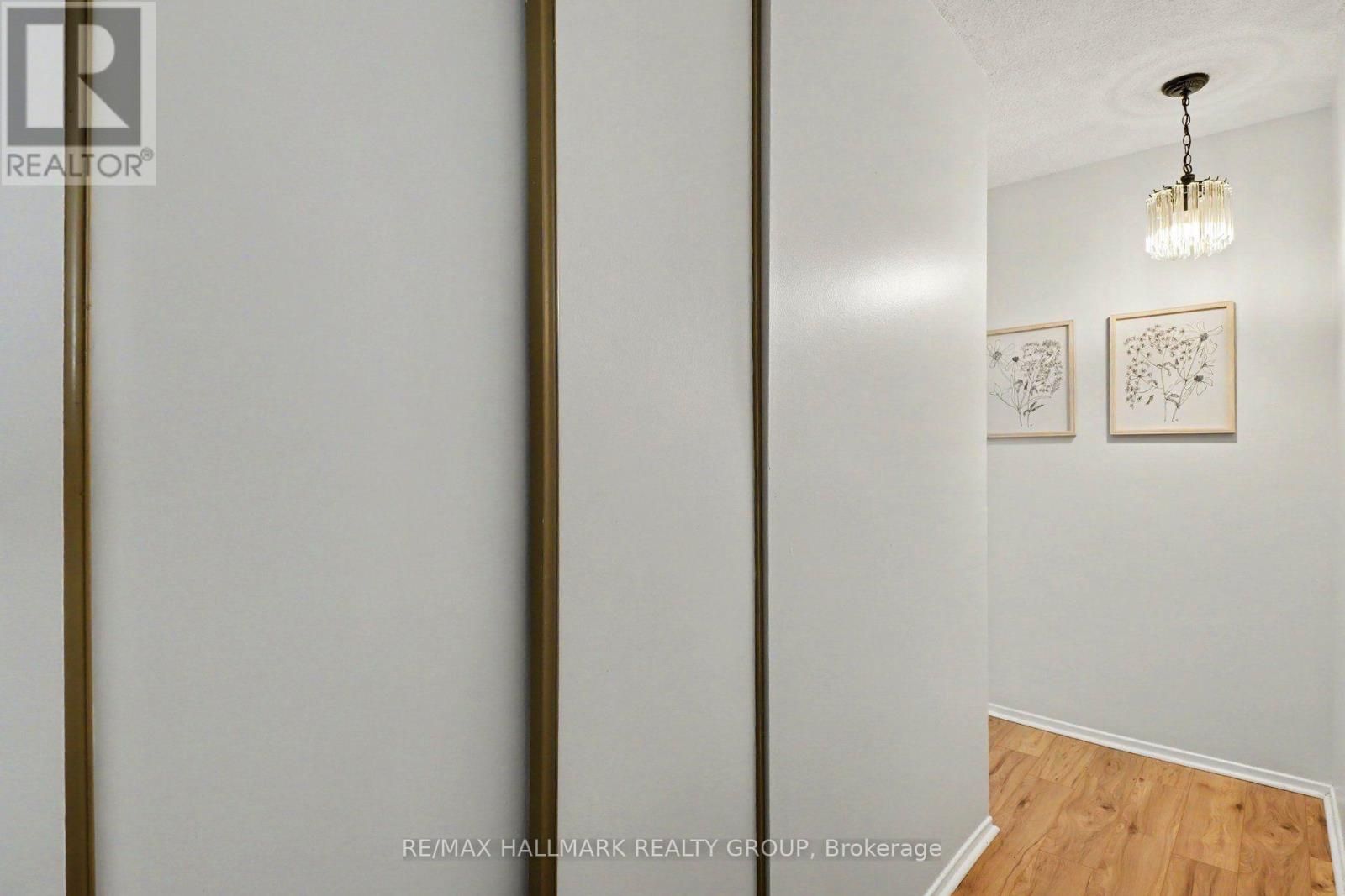 401 - 2630 Southvale Crescent Property Photo 16