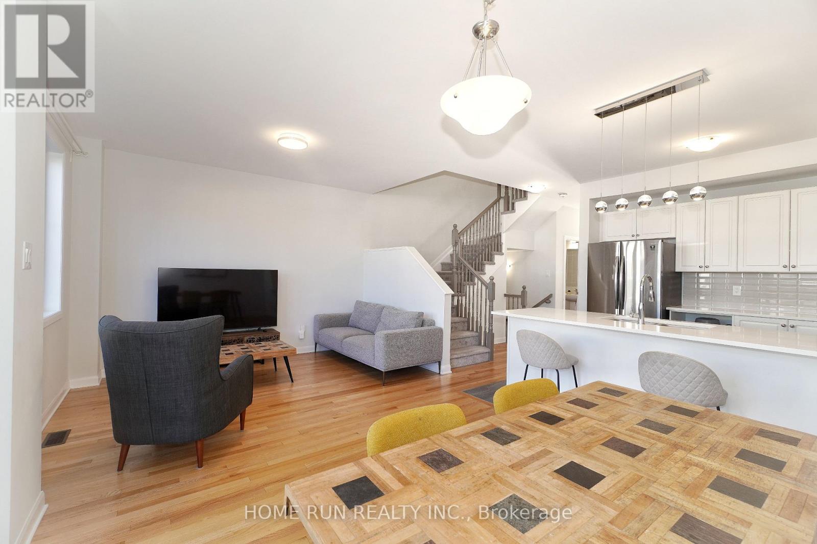 211 Clonrush Way Property Photo 10