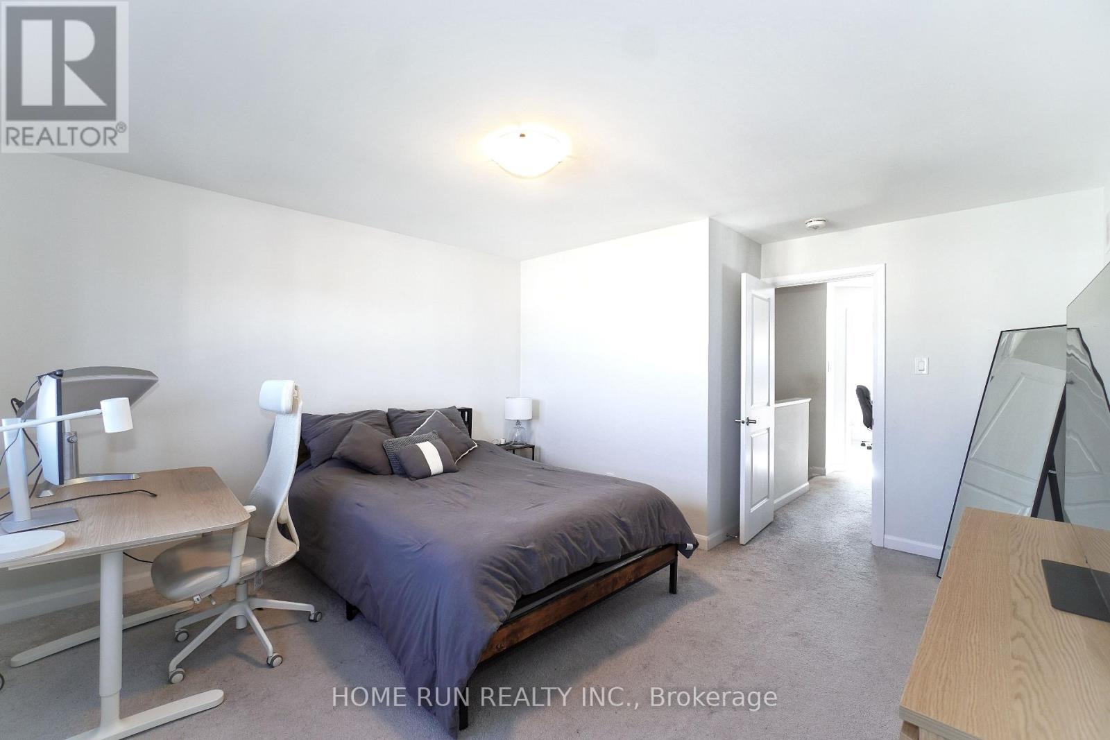 211 Clonrush Way Property Photo 29
