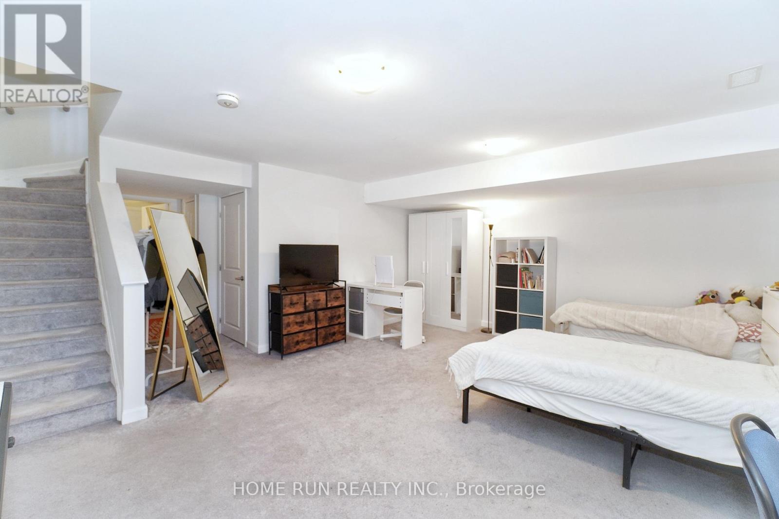 211 Clonrush Way Property Photo 32
