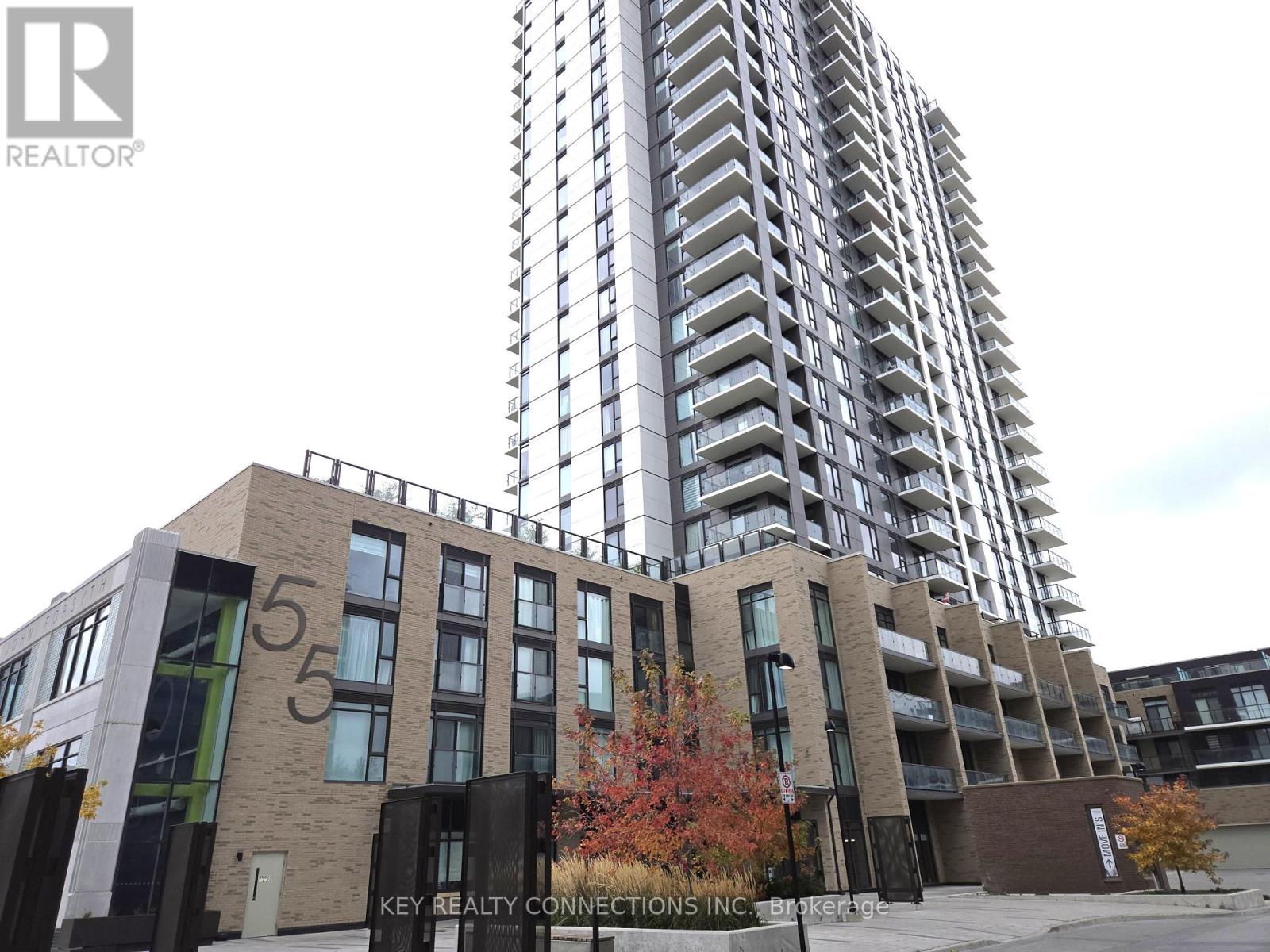 415 - 55 Duke Street W Property Photo 2