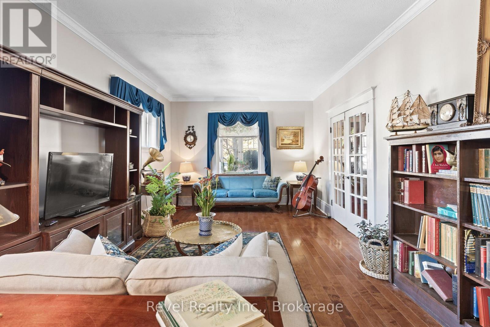 27 Francis Street Property Photo 10