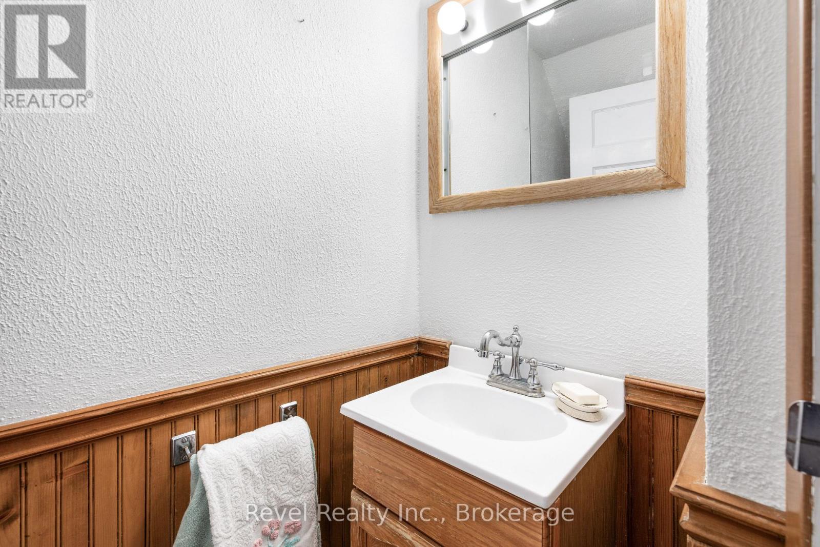27 Francis Street Property Photo 18
