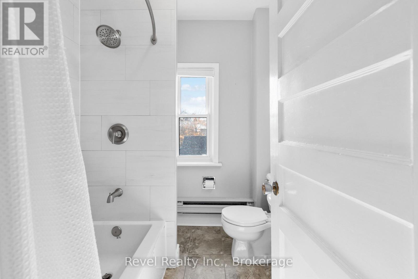 27 Francis Street Property Photo 24