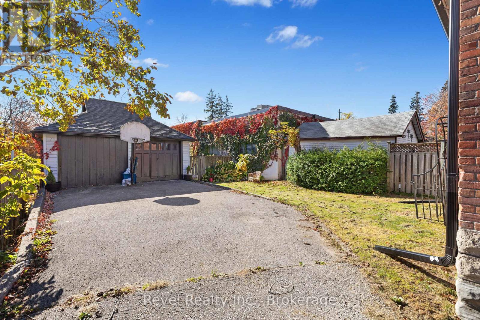 27 Francis Street Property Photo 38