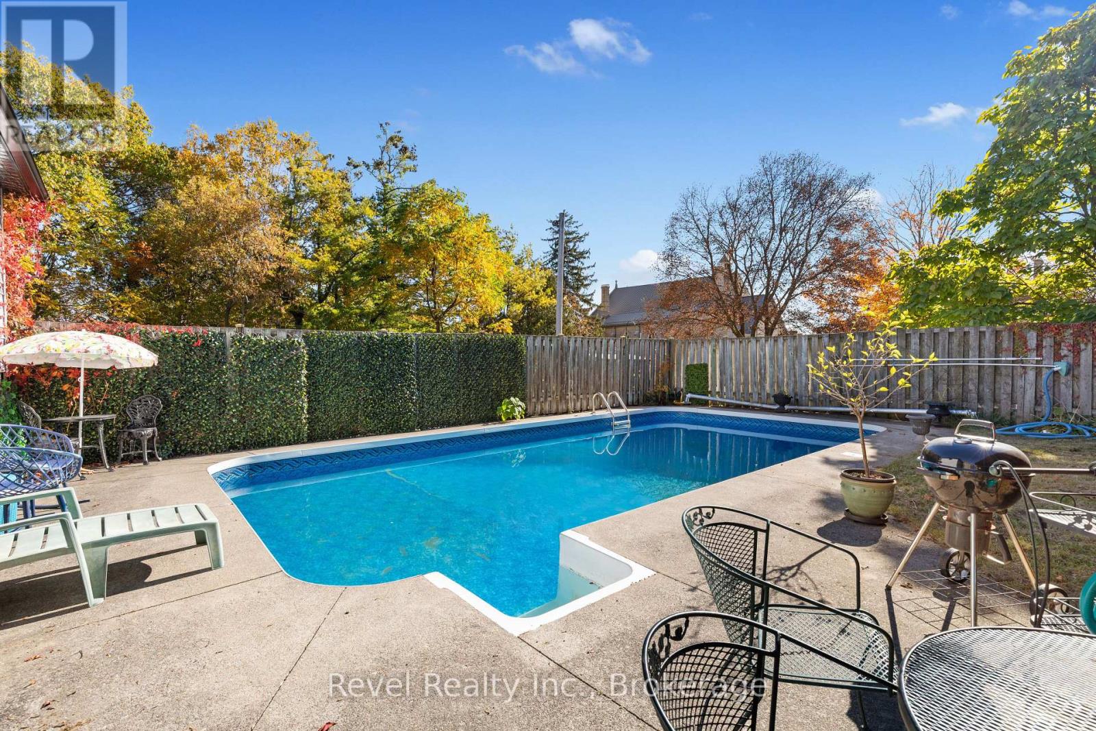 27 Francis Street Property Photo 40