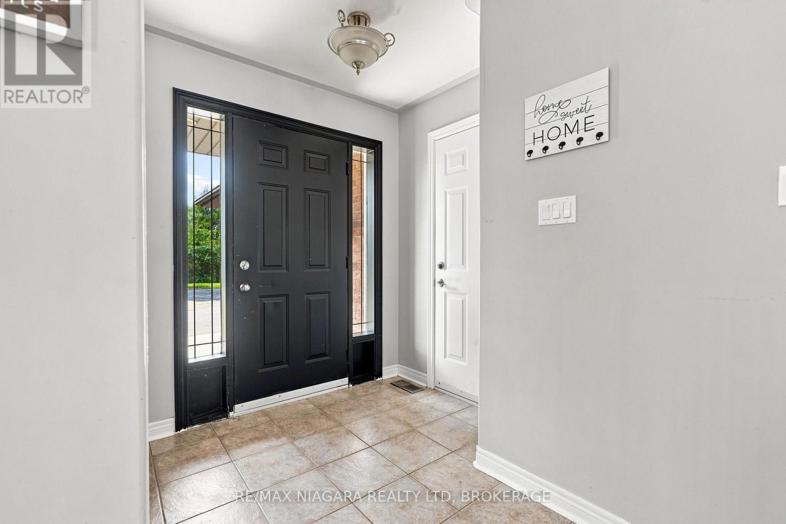 262 Draper's Street Property Photo 4