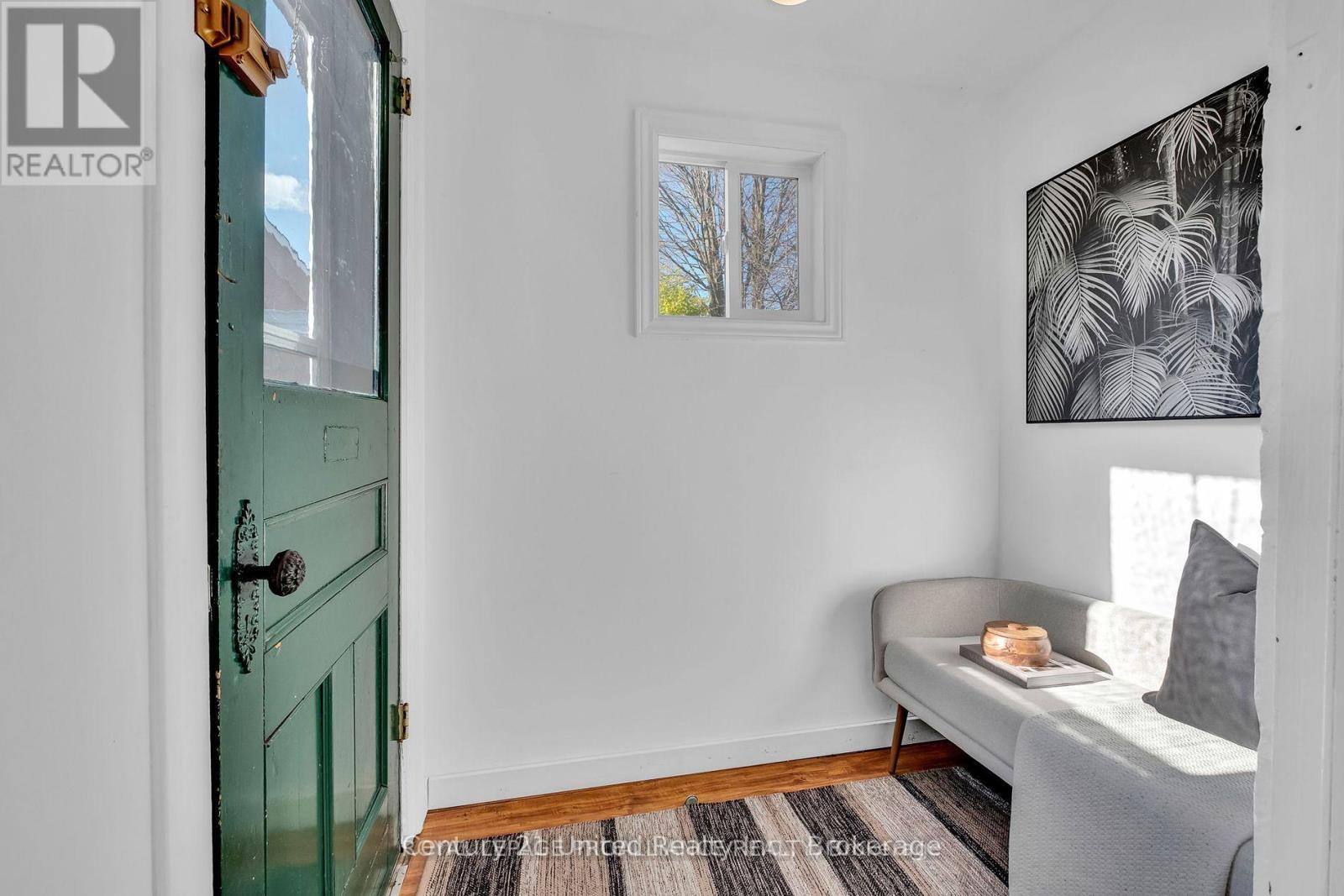 385 George Street Property Photo 4