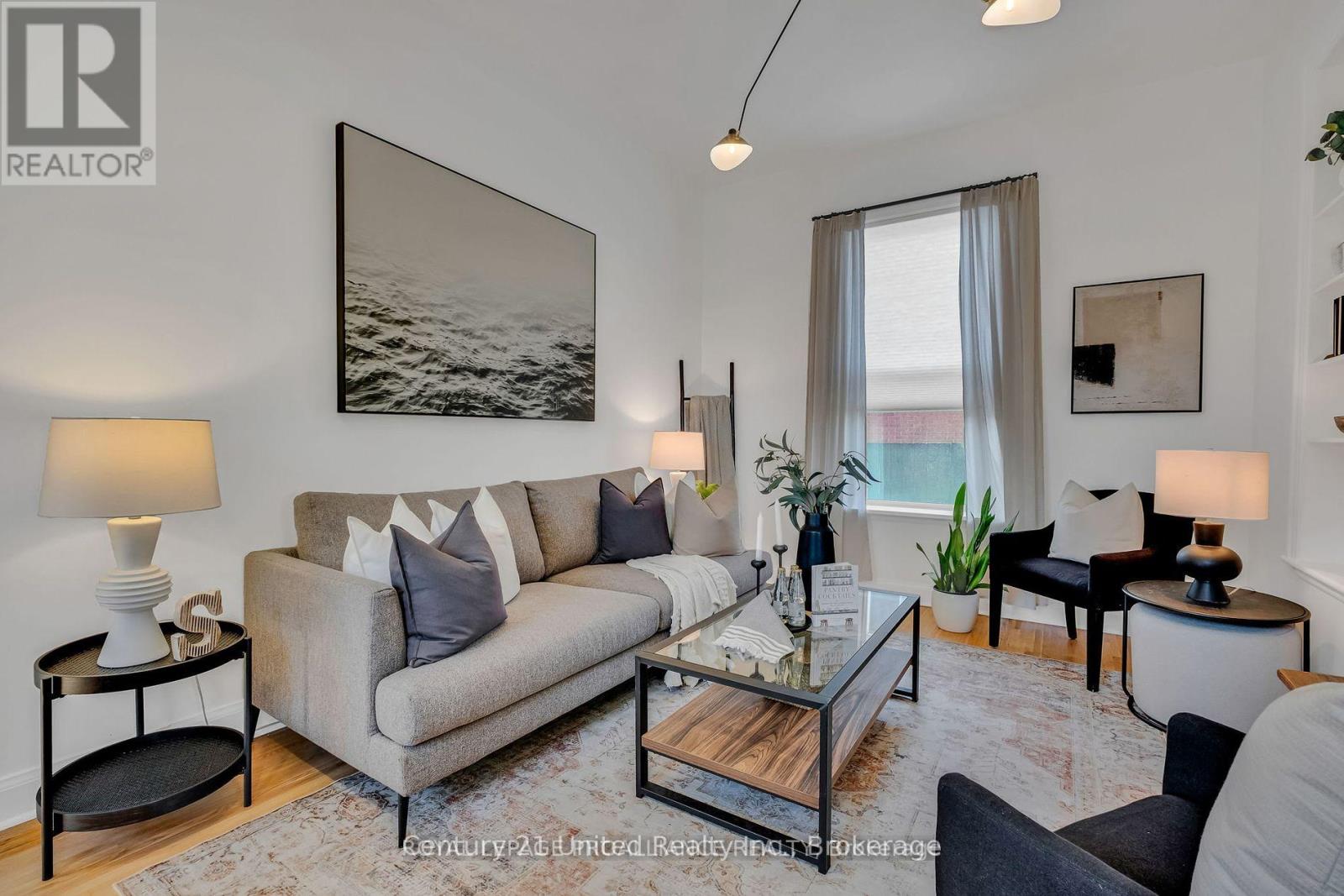 385 George Street Property Photo 10