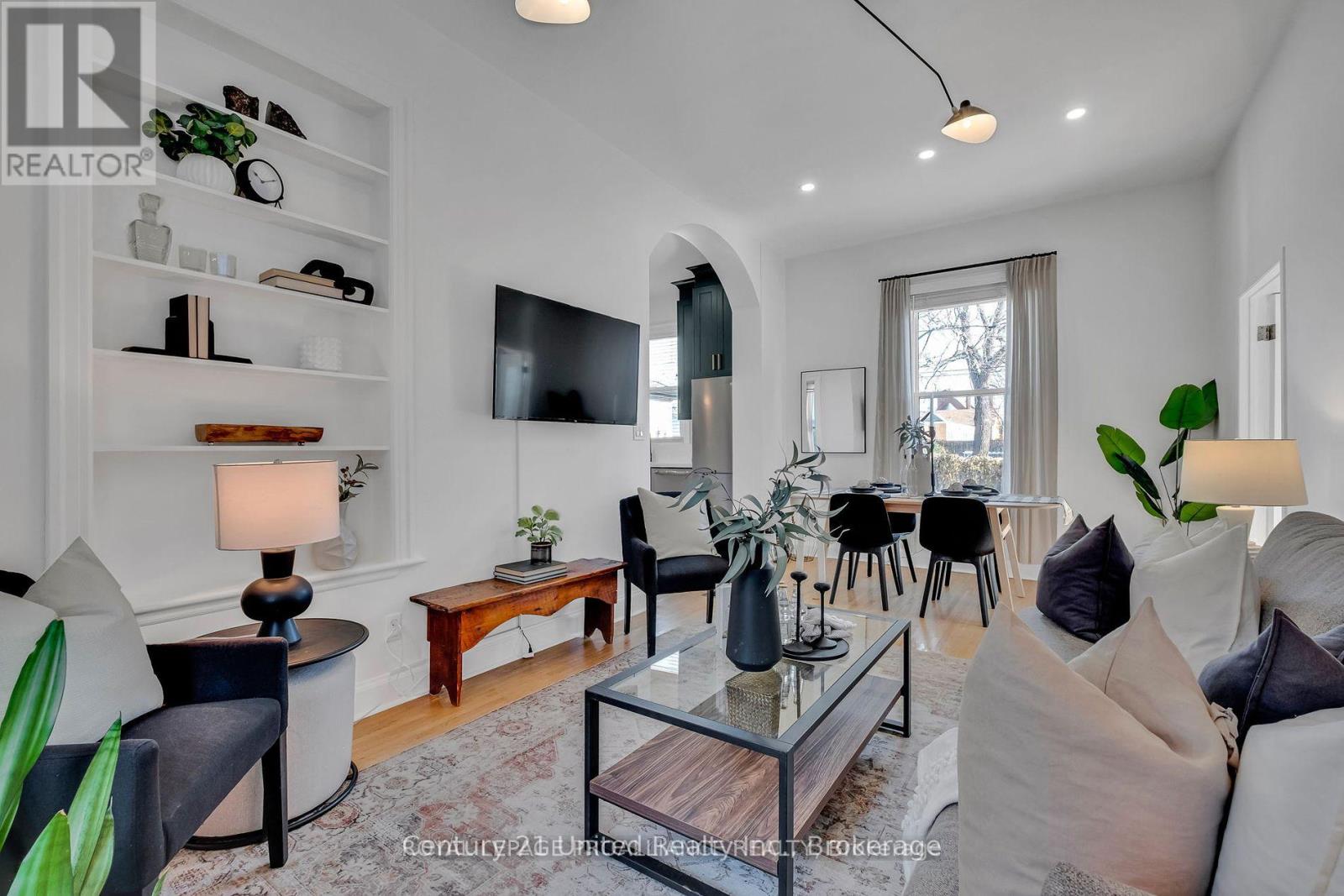 385 George Street Property Photo 12