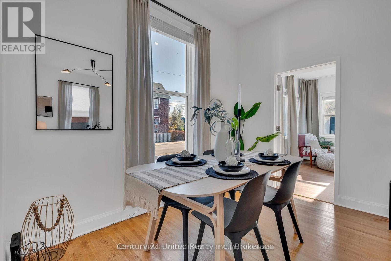 385 George Street Property Photo 13