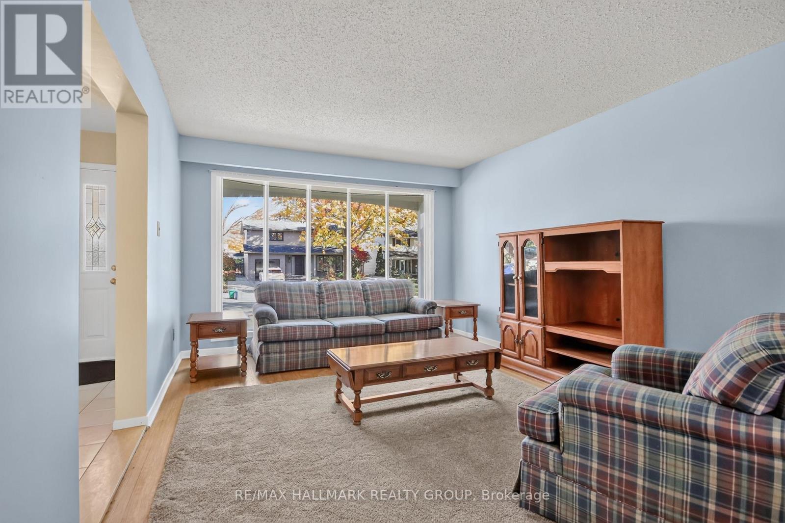 8 Burnview Crescent Property Photo 5