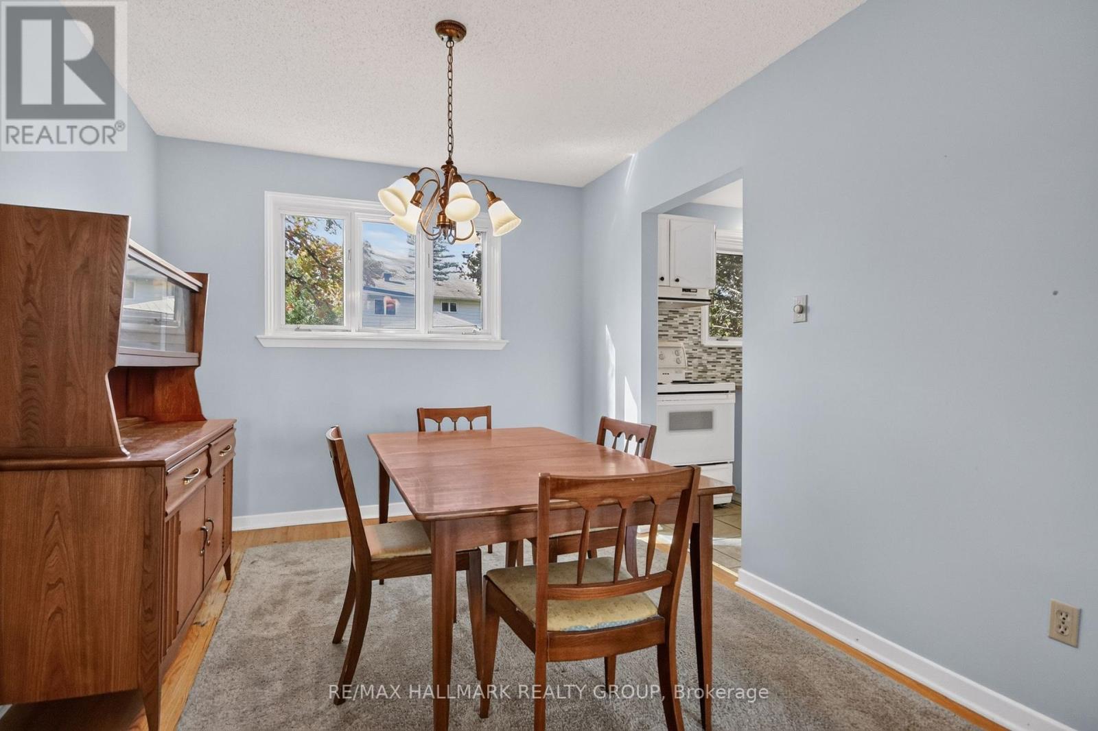 8 Burnview Crescent Property Photo 9