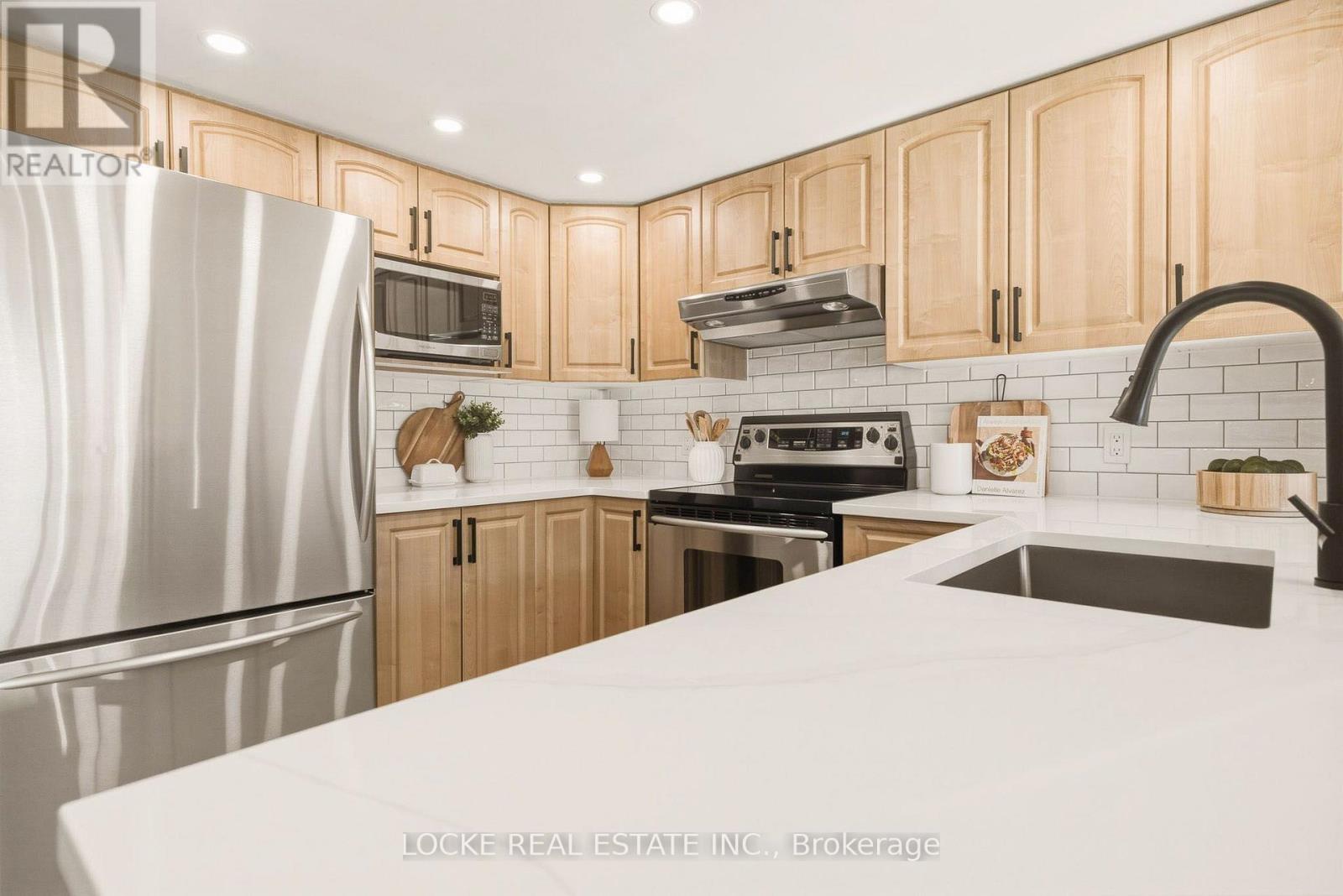 2174 Saturn Crescent Property Photo 16