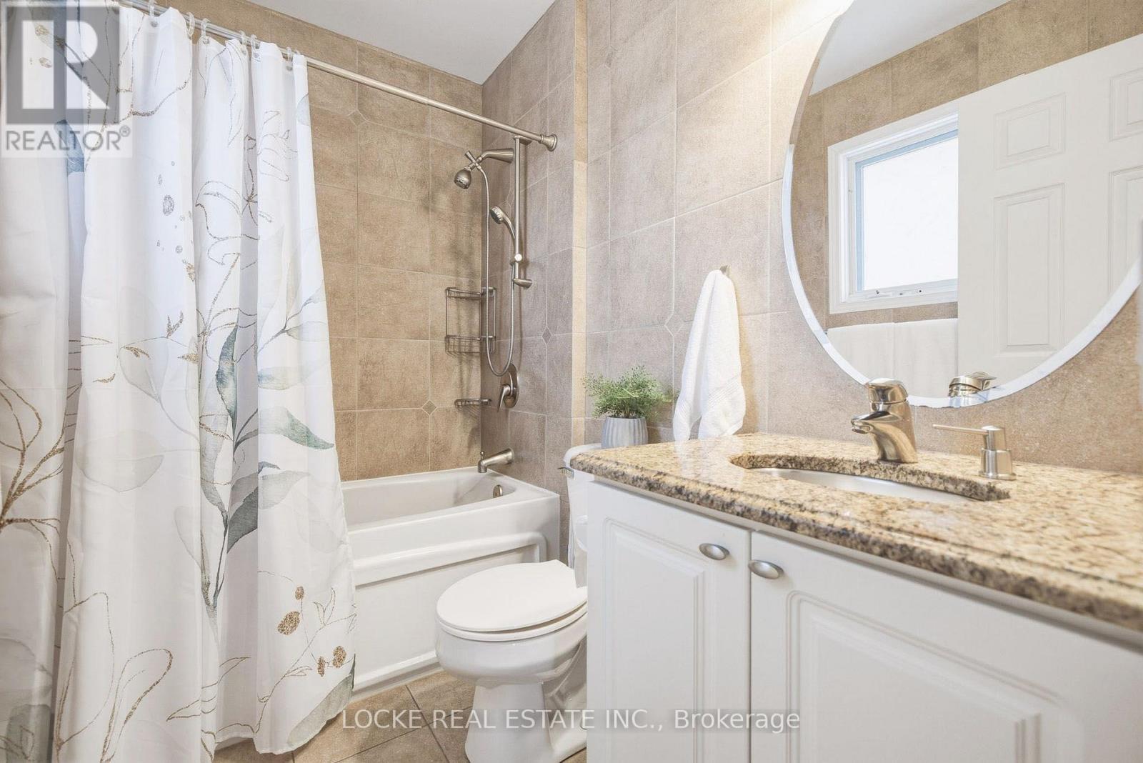 2174 Saturn Crescent Property Photo 25