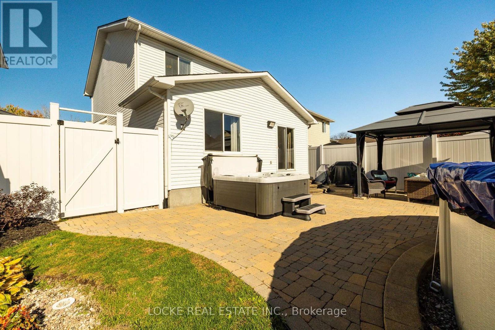 2174 Saturn Crescent Property Photo 42