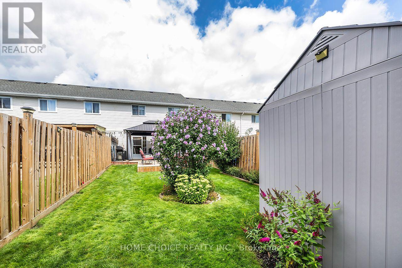 43 Ballantine Street Property Photo 29