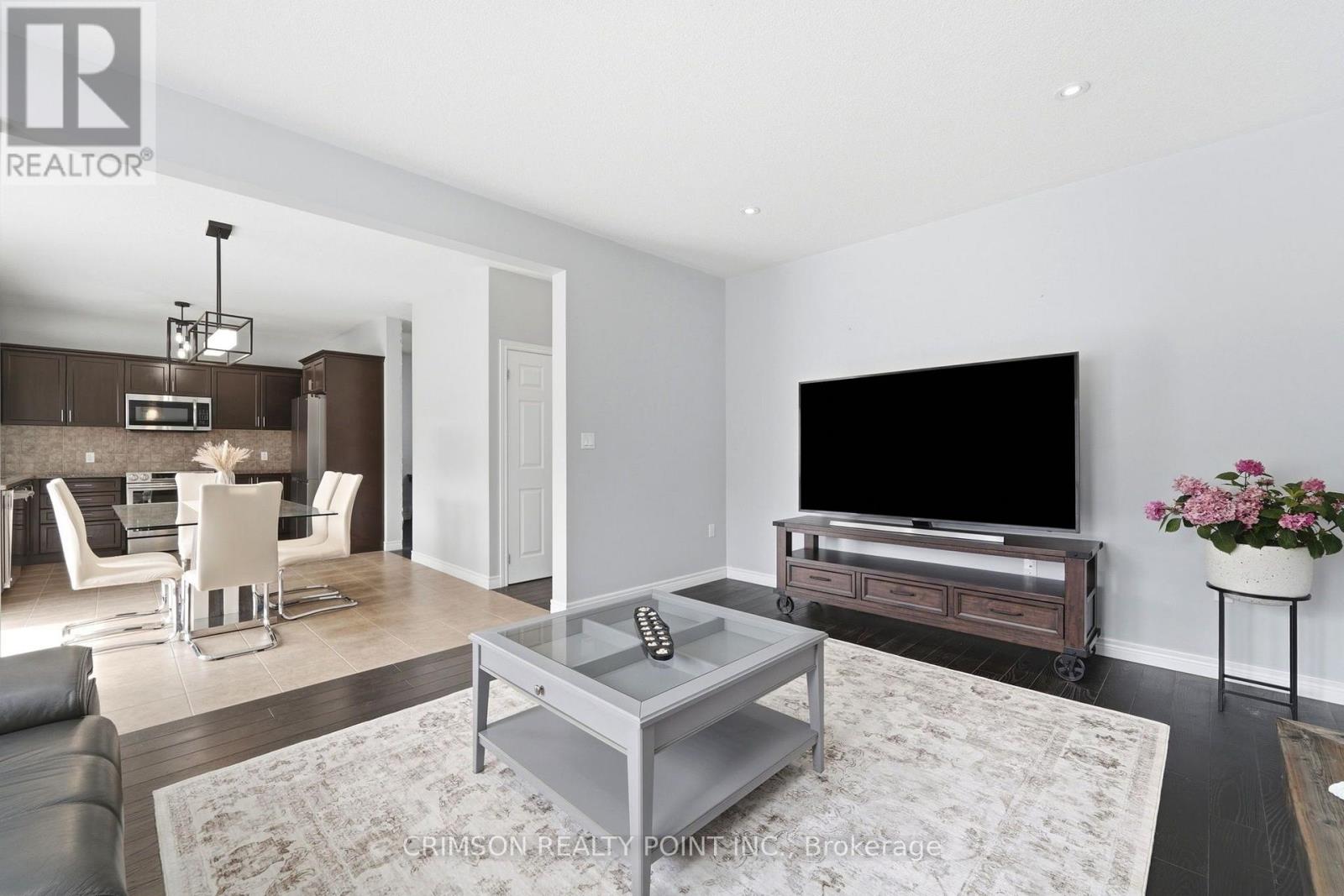 51 Whitworth Terrace Property Photo 16