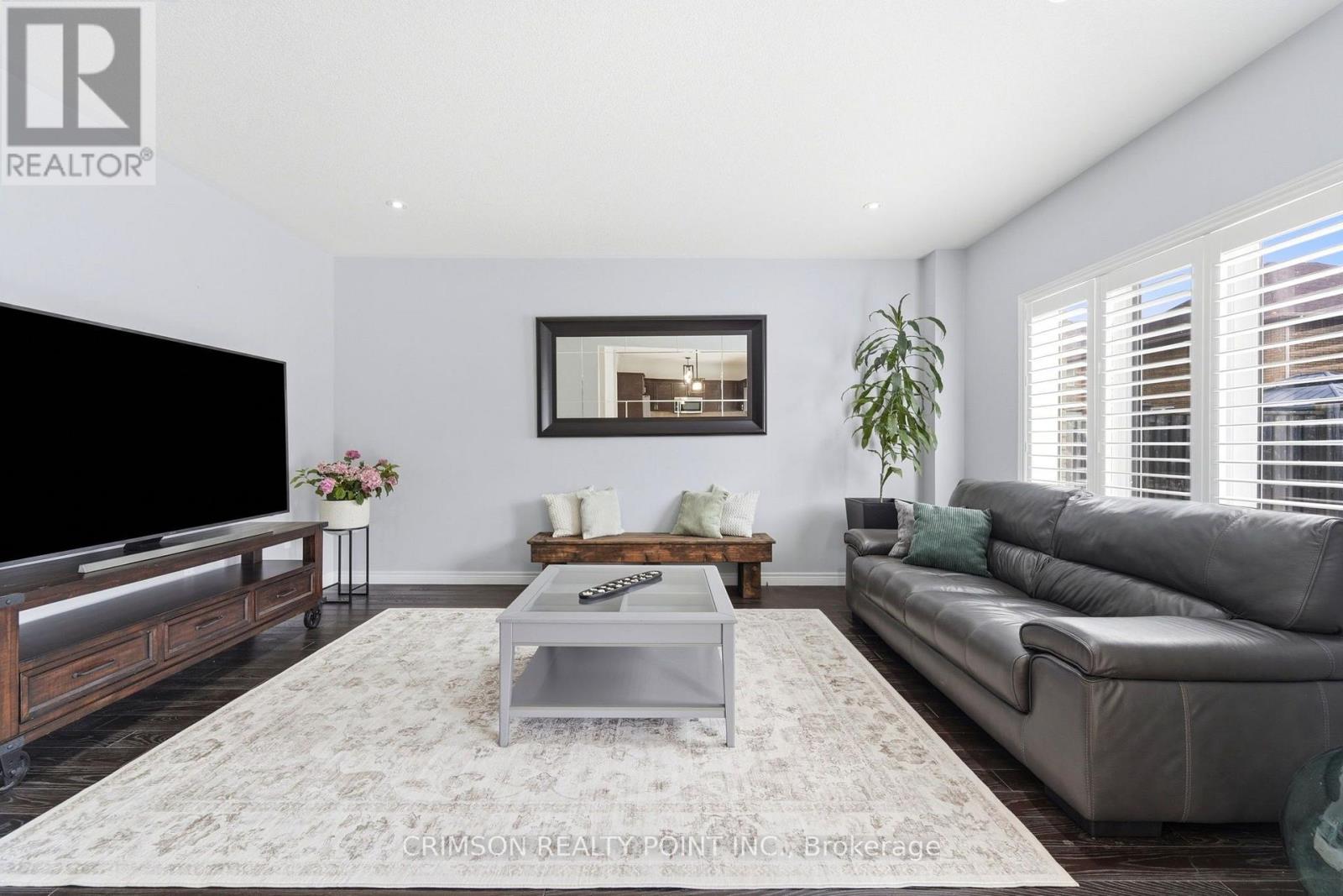 51 Whitworth Terrace Property Photo 18