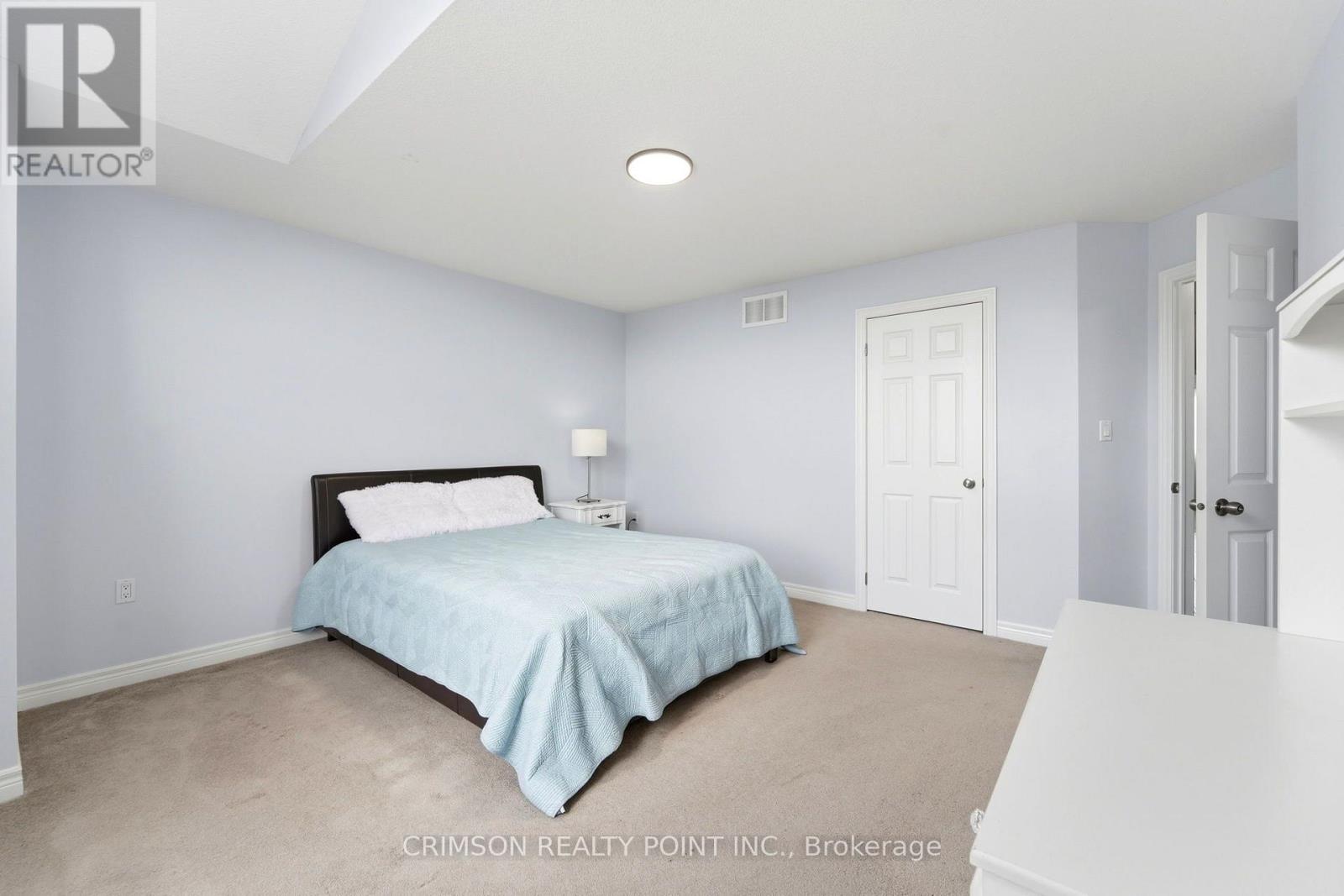 51 Whitworth Terrace Property Photo 32