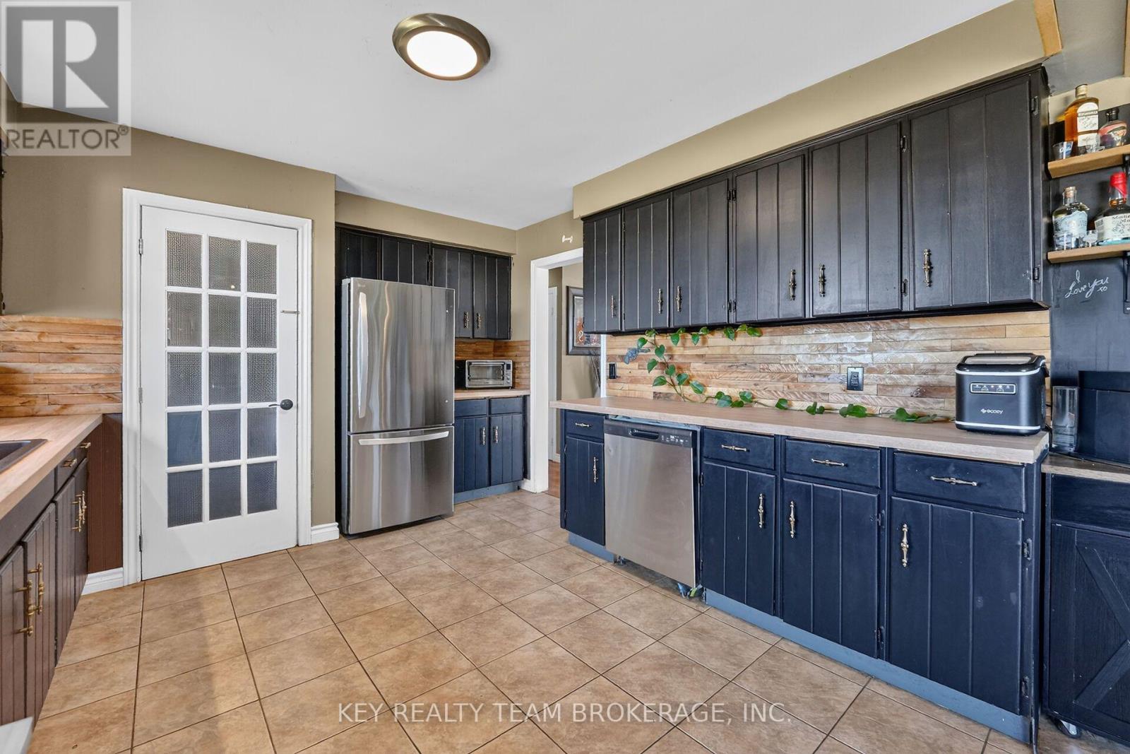 3216 Hall Road Property Photo 15