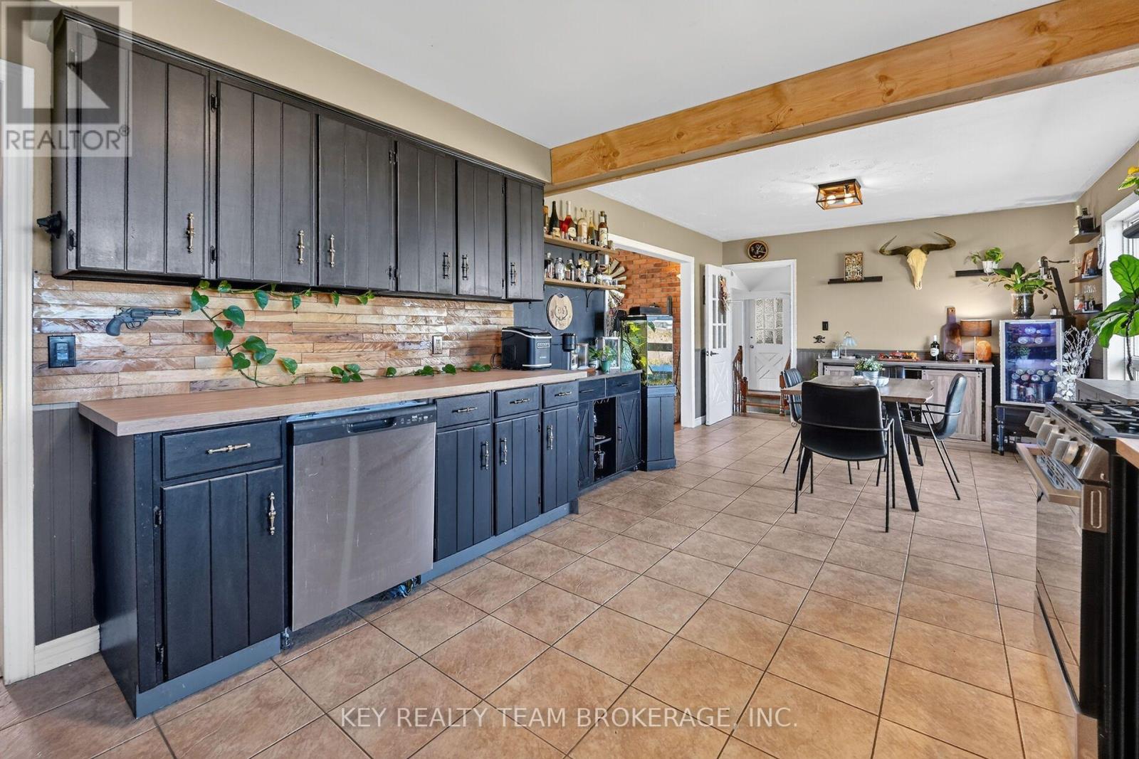3216 Hall Road Property Photo 17