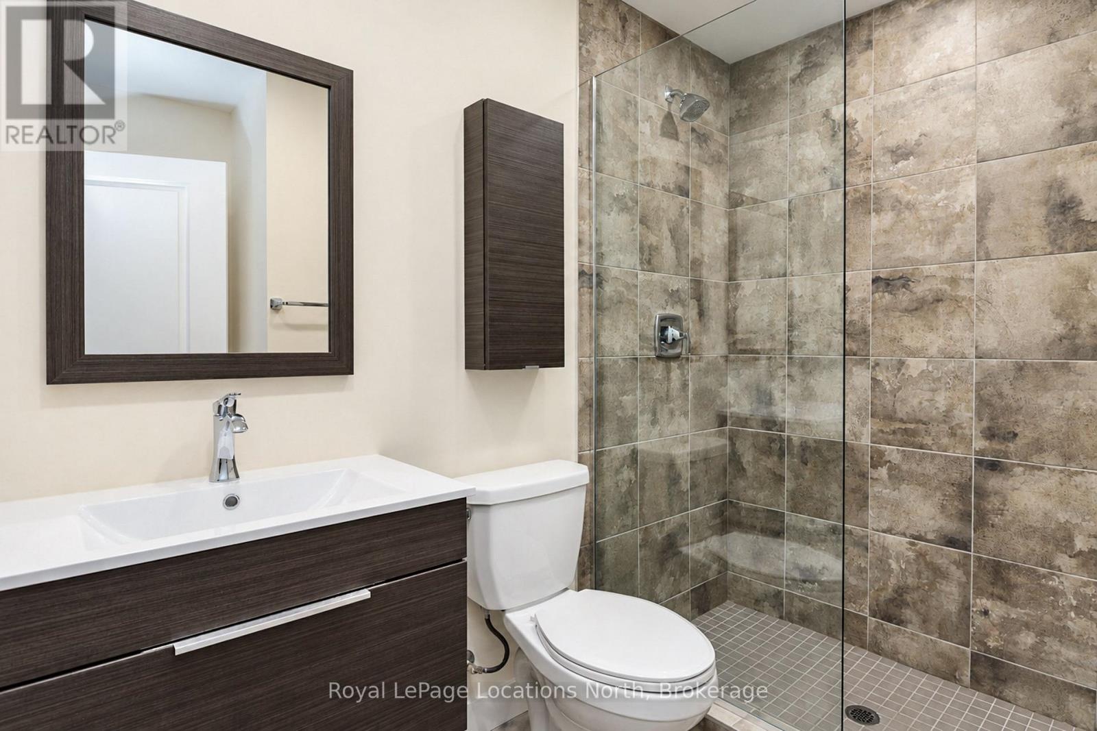 204 - 11 Beckwith Lane Property Photo 22