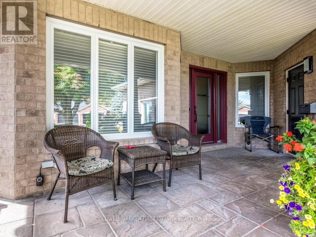57 Amberlakes Drive Property Photo 6