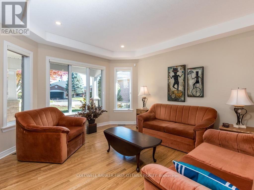 57 Amberlakes Drive Property Photo 9