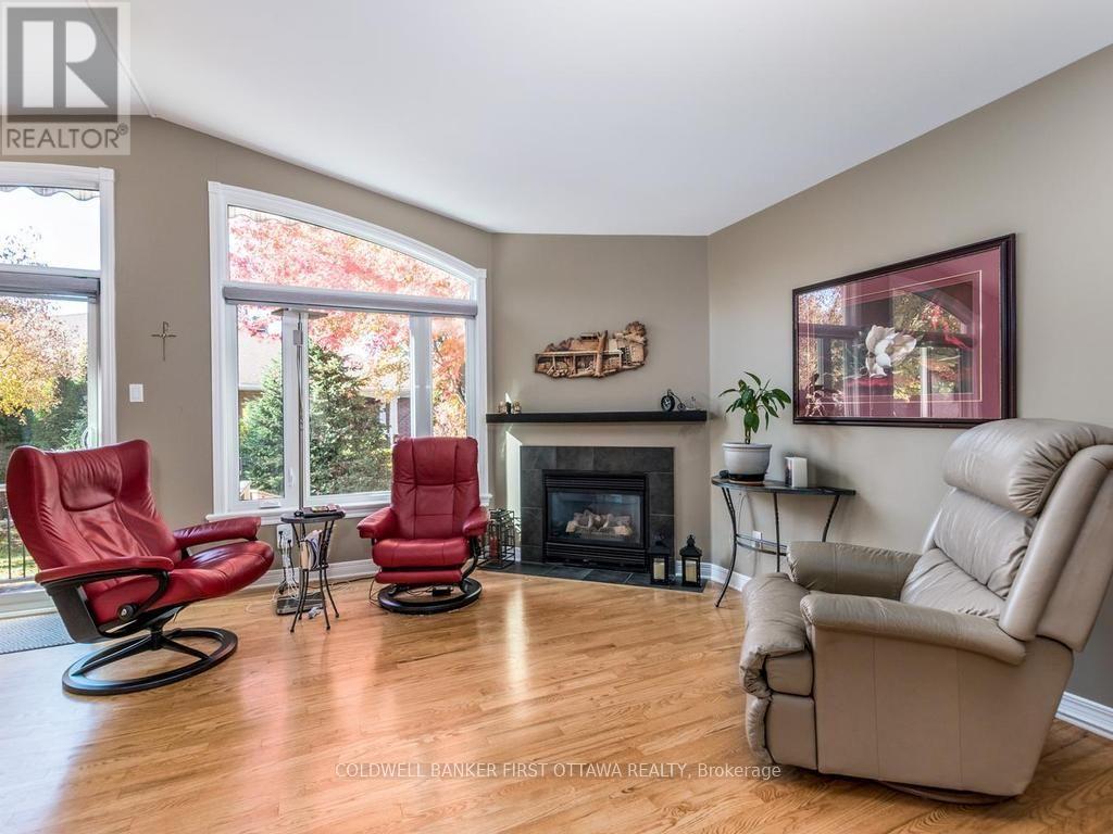 57 Amberlakes Drive Property Photo 19