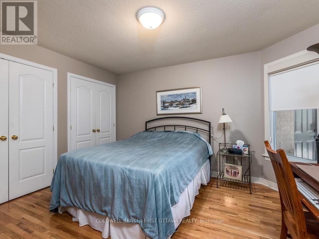 57 Amberlakes Drive Property Photo 25