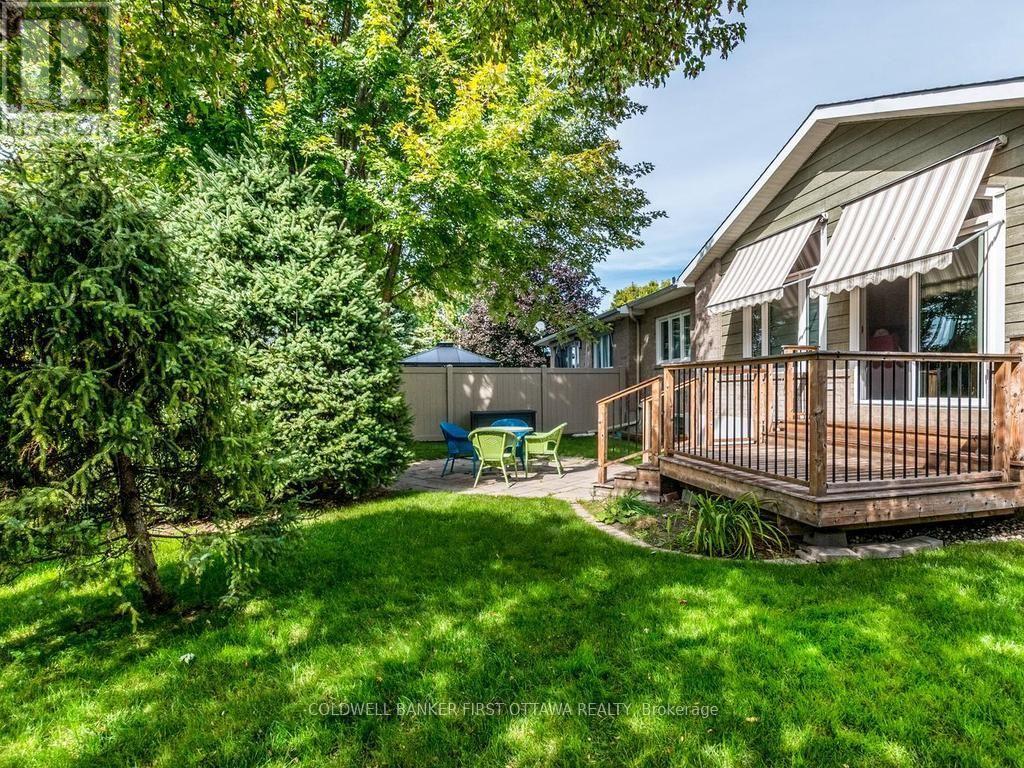 57 Amberlakes Drive Property Photo 37