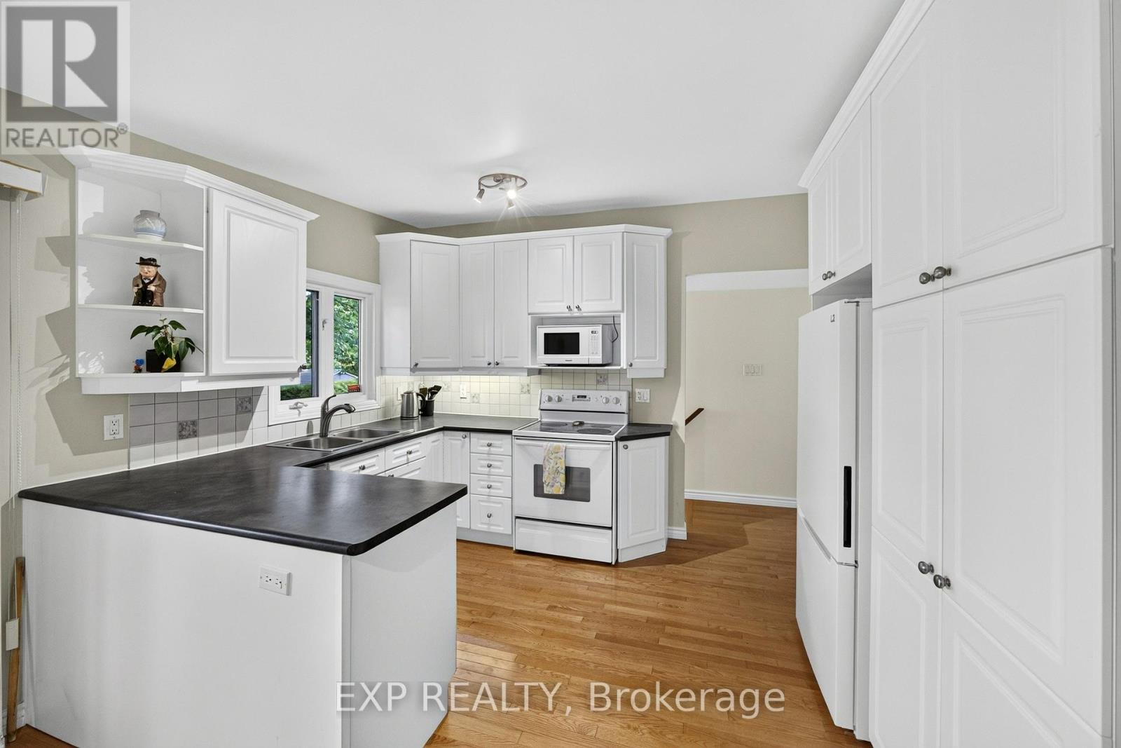 1168 Cameo Drive Property Photo 10