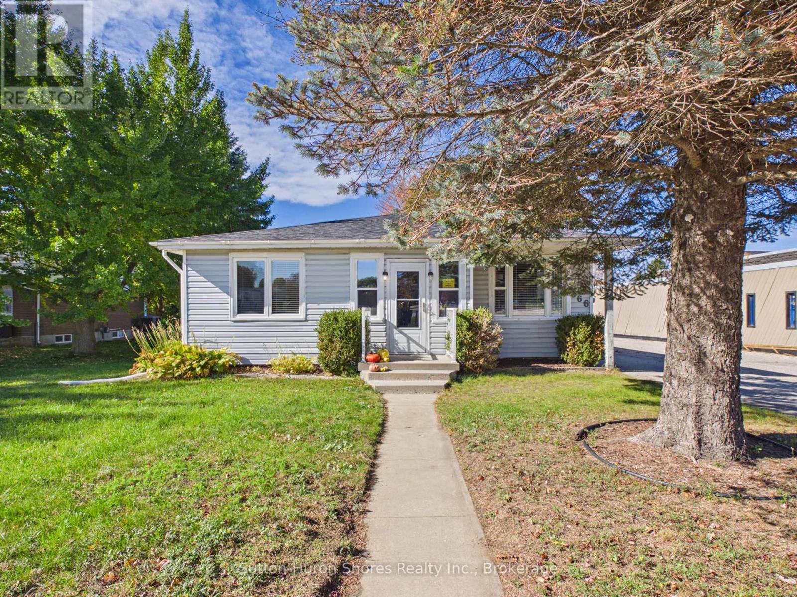 366 Goderich Street Property Photo 3