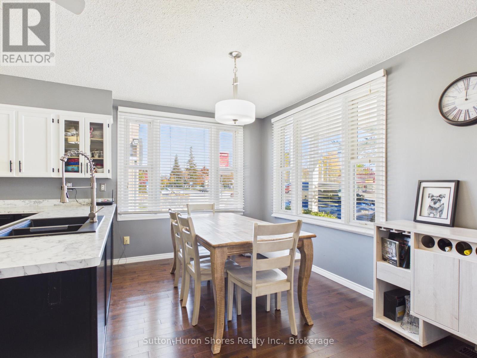 366 Goderich Street Property Photo 6