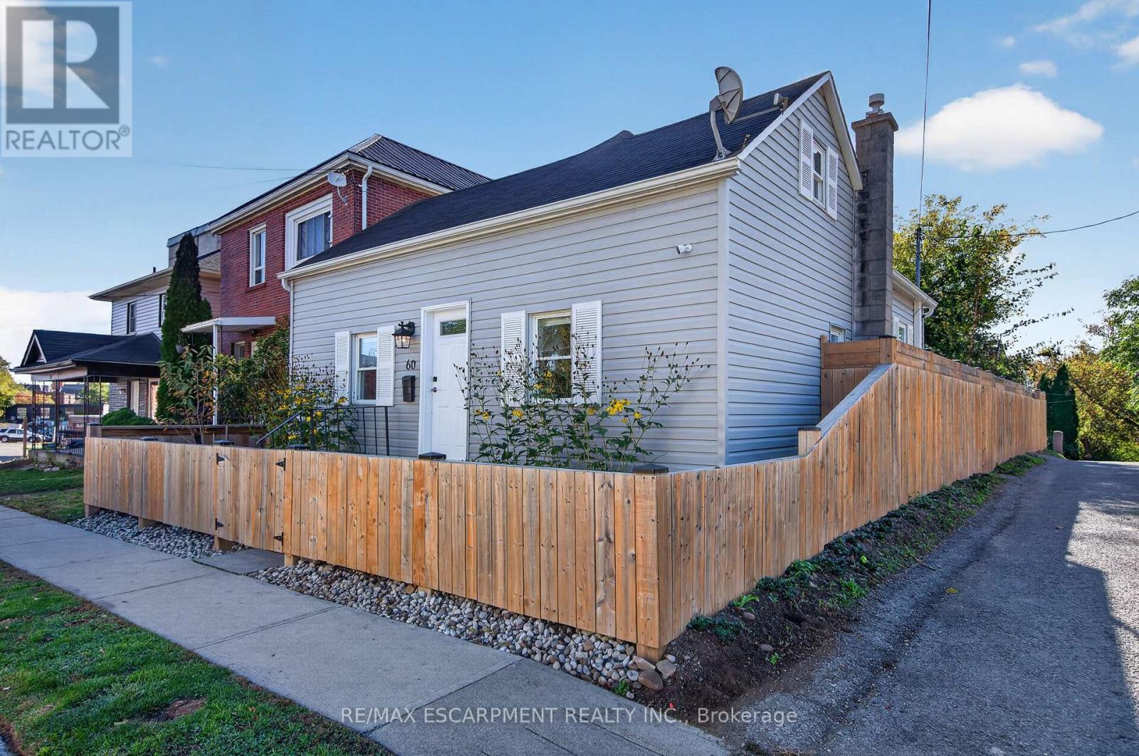 60 Division Street Property Photo 2