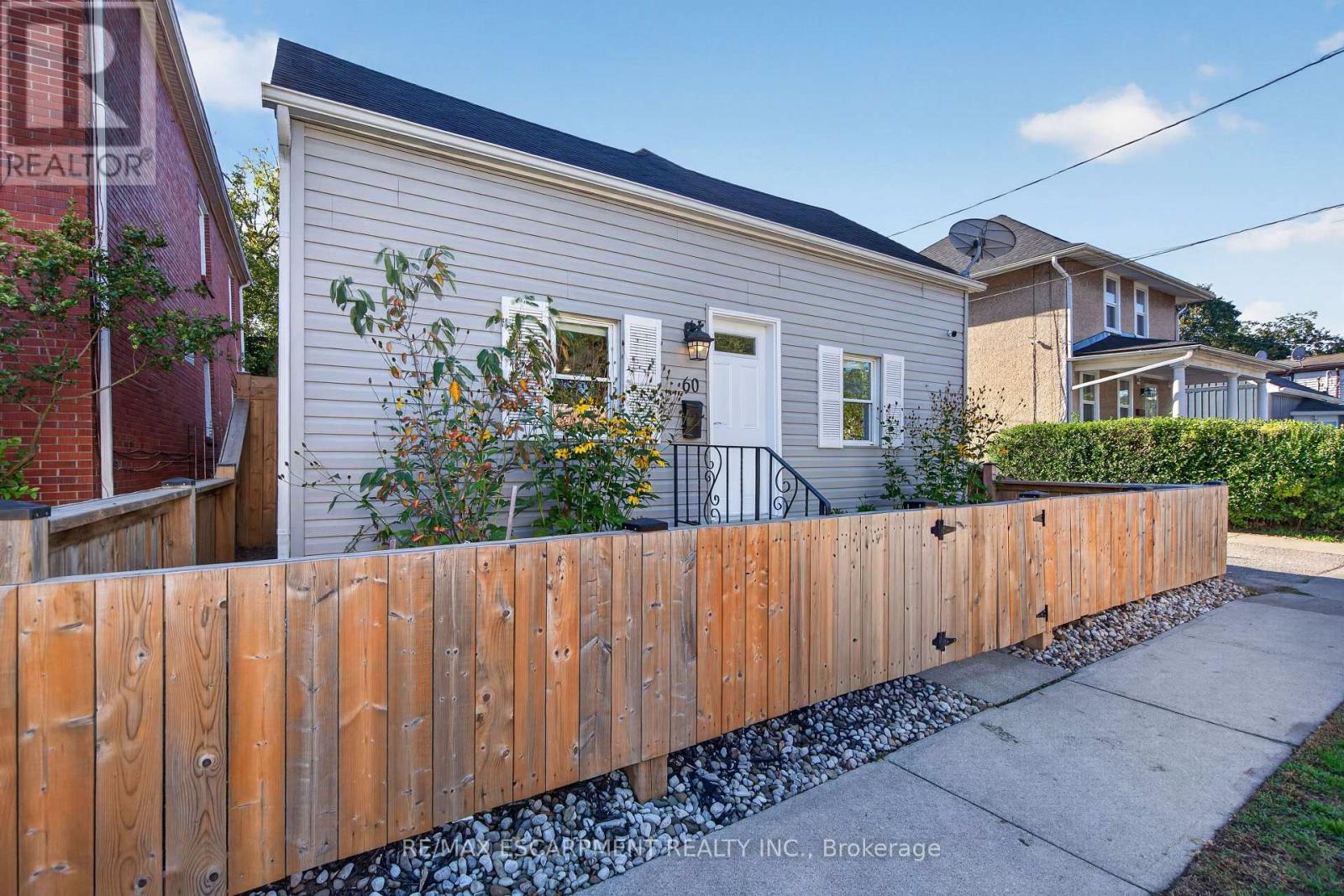 60 Division Street Property Photo 3