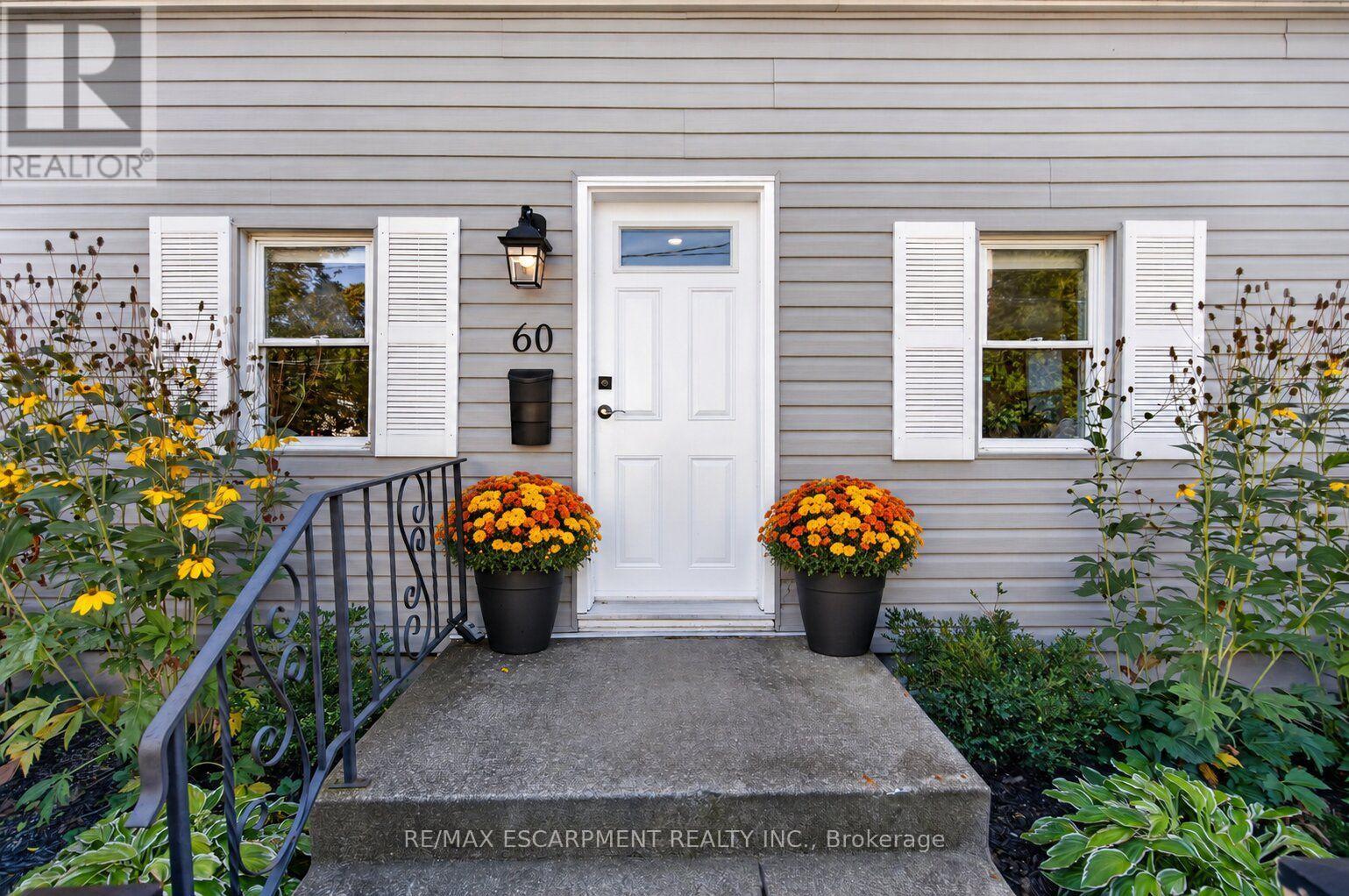 60 Division Street Property Photo 4