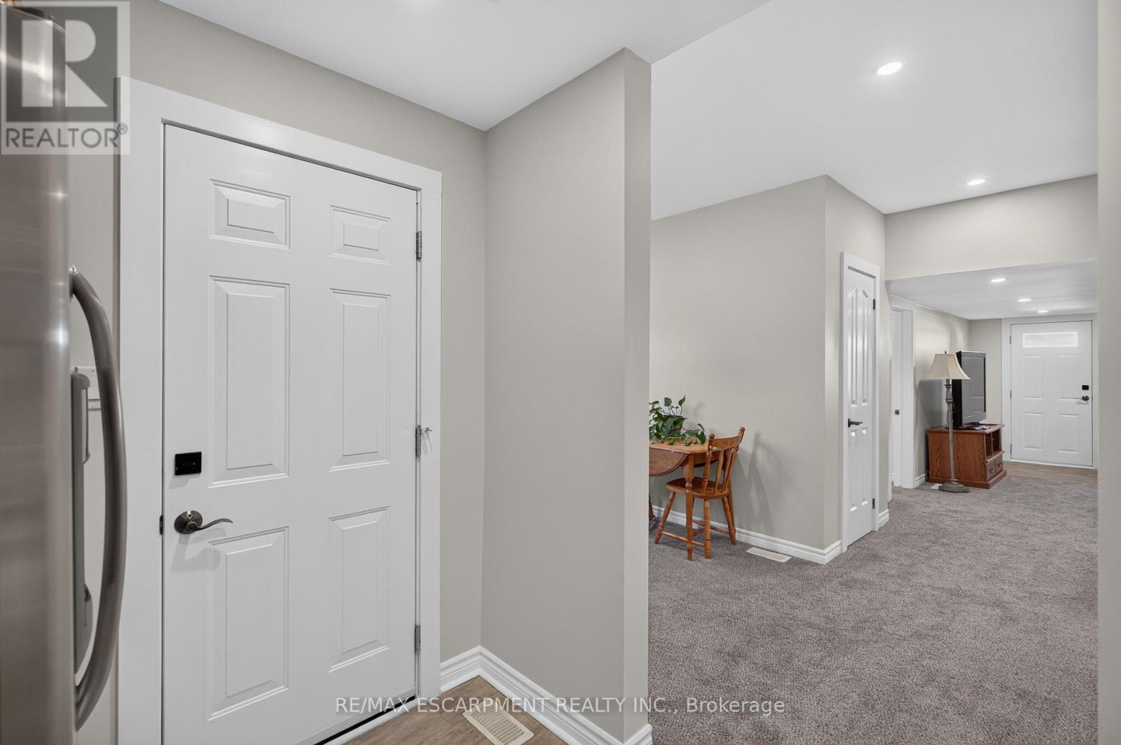 60 Division Street Property Photo 18