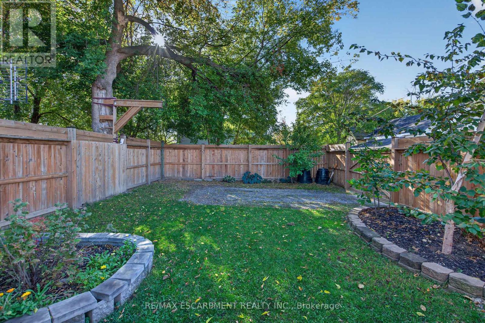 60 Division Street Property Photo 32
