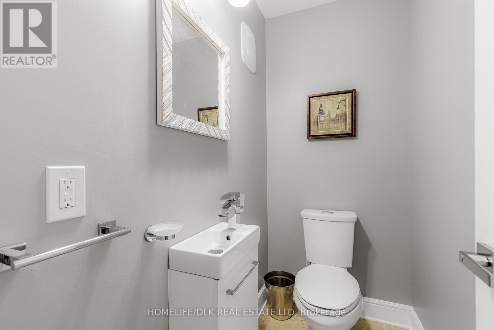 18 Country Club Place Property Photo 13