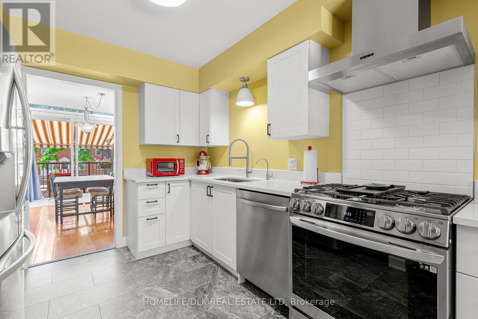 18 Country Club Place Property Photo 14
