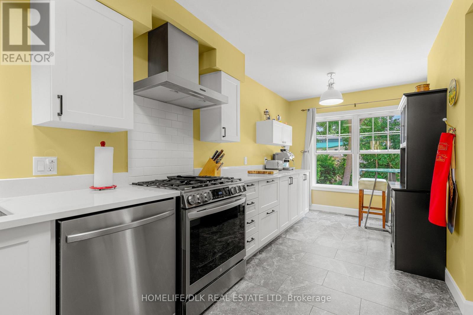 18 Country Club Place Property Photo 15