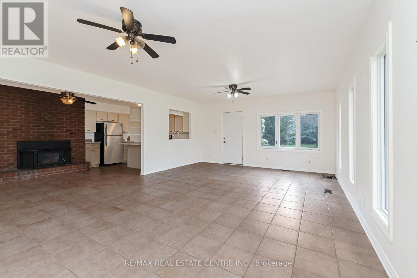 8438 Hwy 7 Property Photo 17