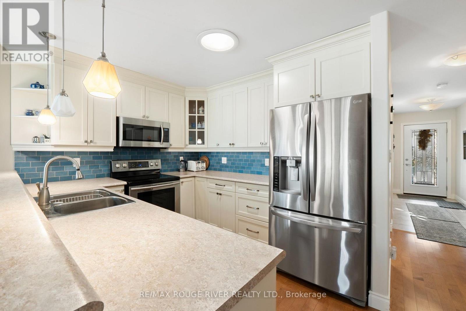 42a Chapel Street Property Photo 11