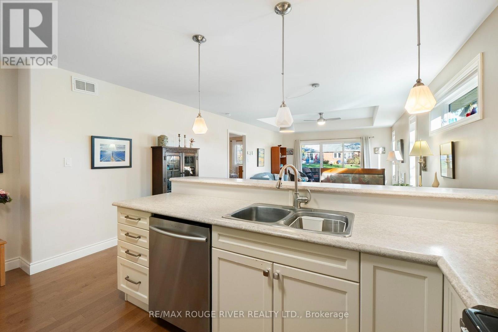 42a Chapel Street Property Photo 12